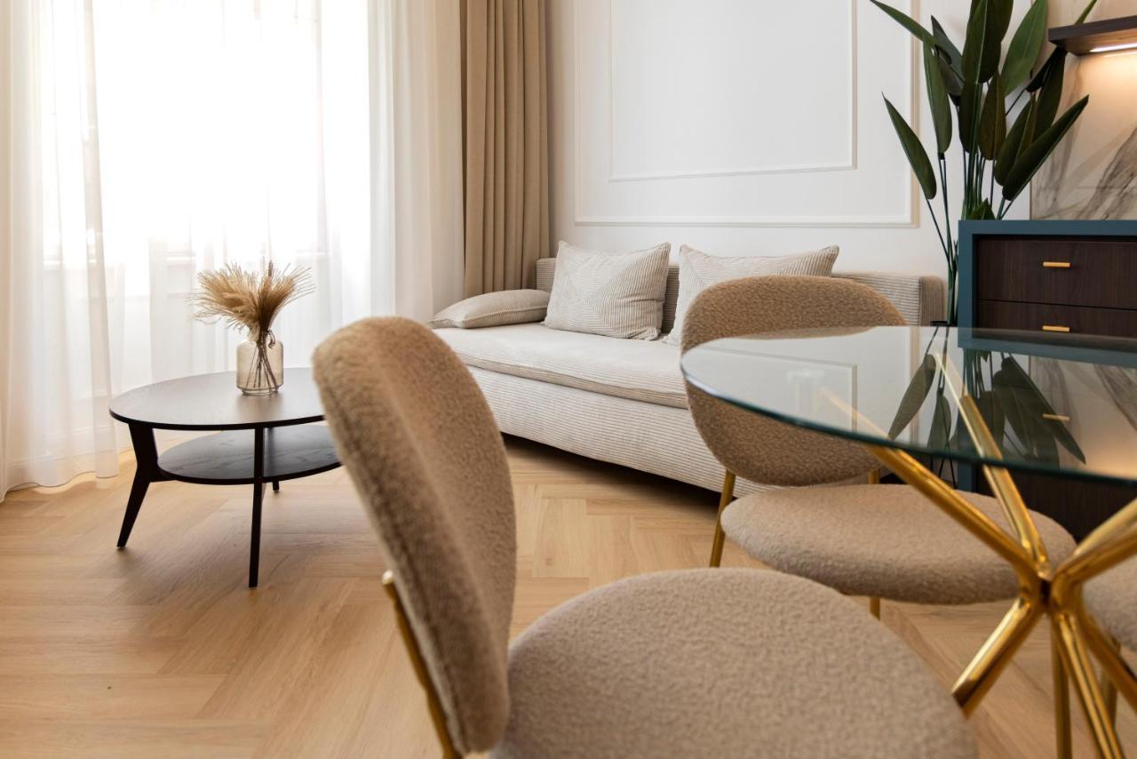 Geneve - Old Town Apartment ブラチスラヴァ エクステリア 写真